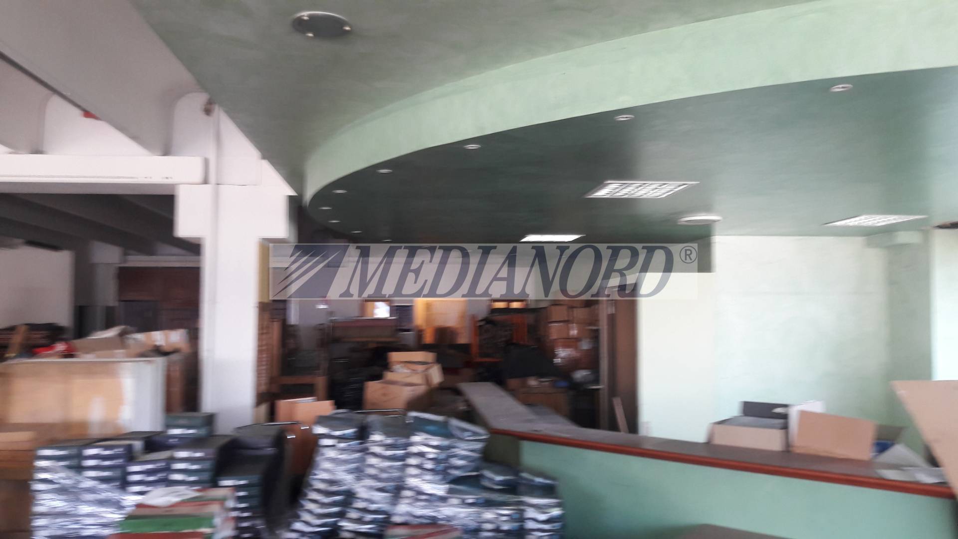 Capannone Commerciale in Affitto - Foto 10