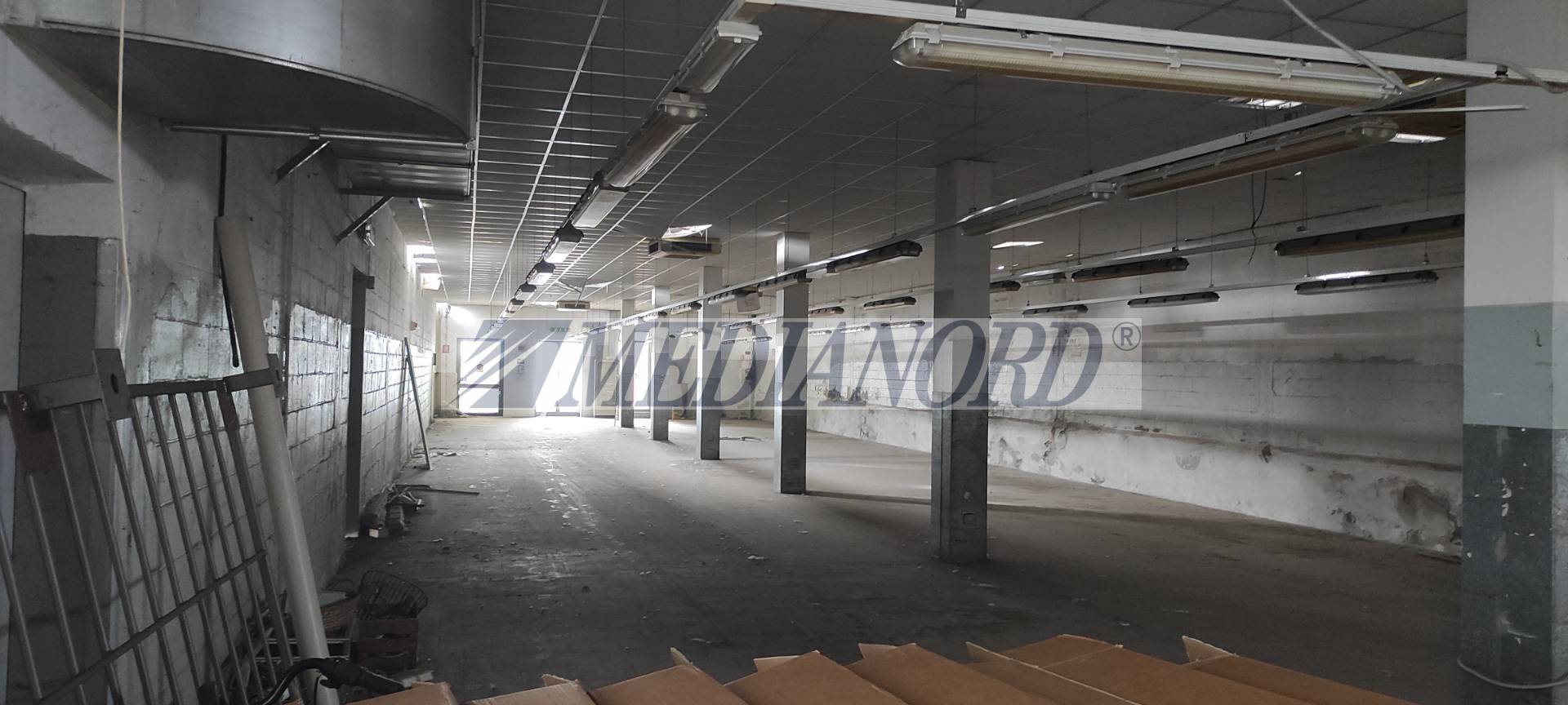 Capannone Commerciale in Vendita - Foto 7