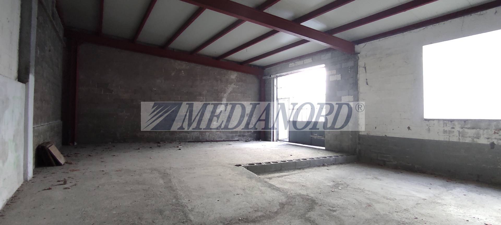 Capannone Commerciale in Vendita - Foto 12