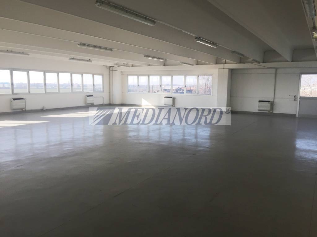 Capannone Industriale in Affitto - Foto 2