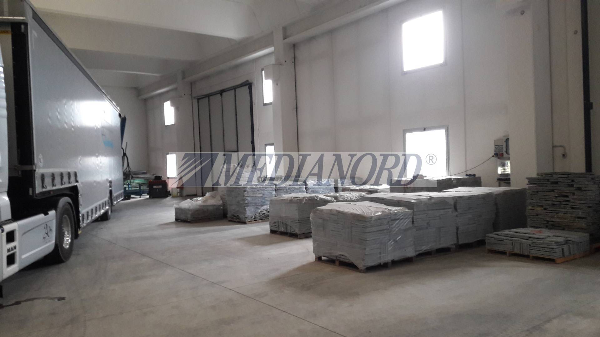 Capannone Industriale in Affitto - Foto 4