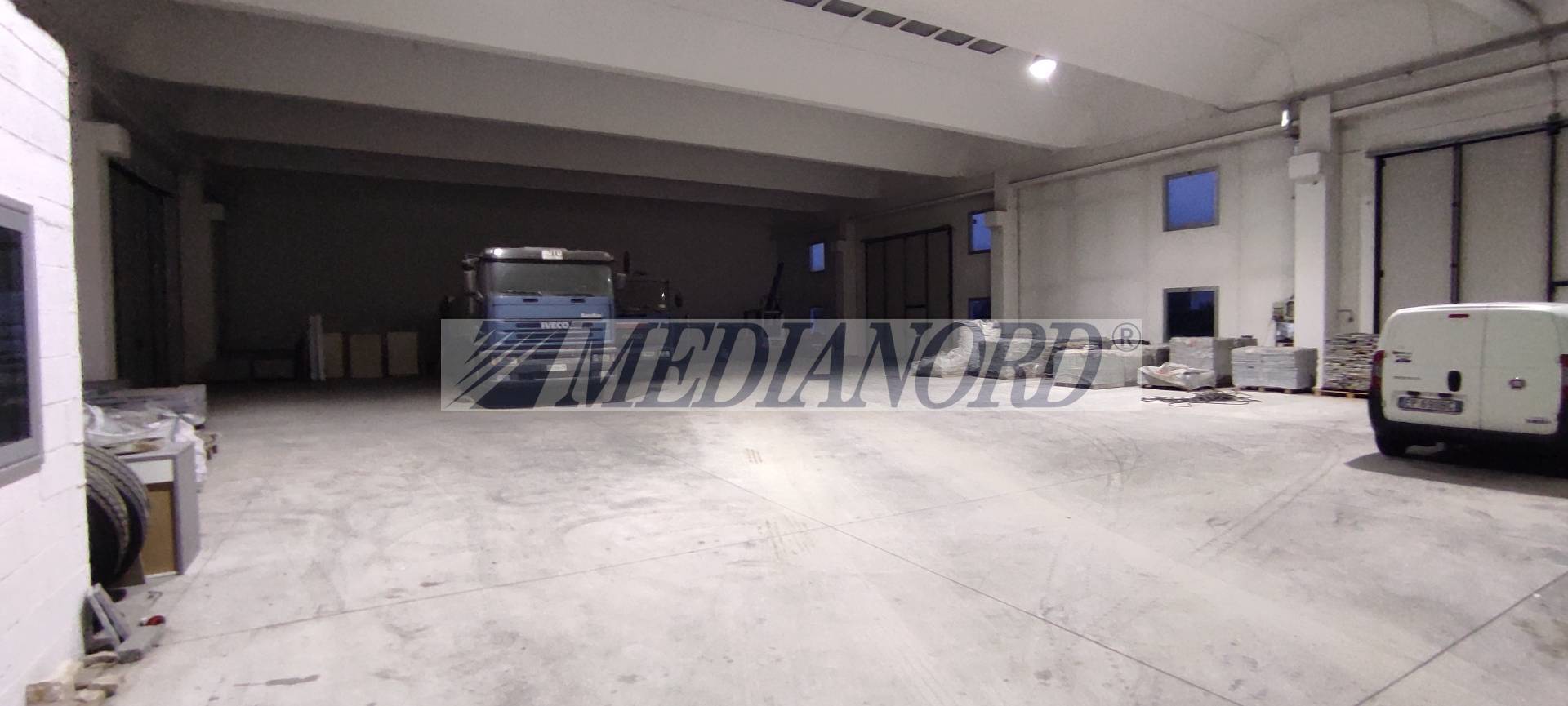 Capannone Industriale in Affitto - Foto 9