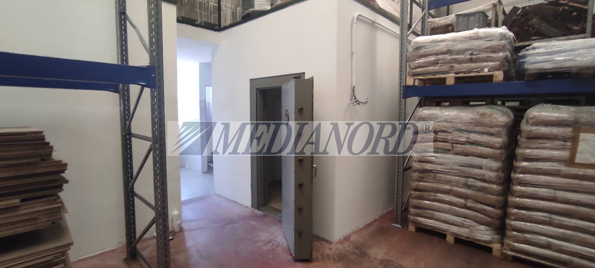 Capannone Industriale in Affitto - Foto 9