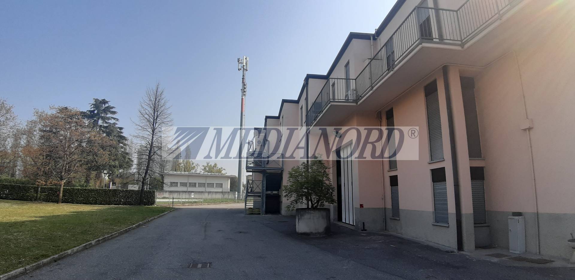 Capannone Commerciale in Vendita - Foto 3