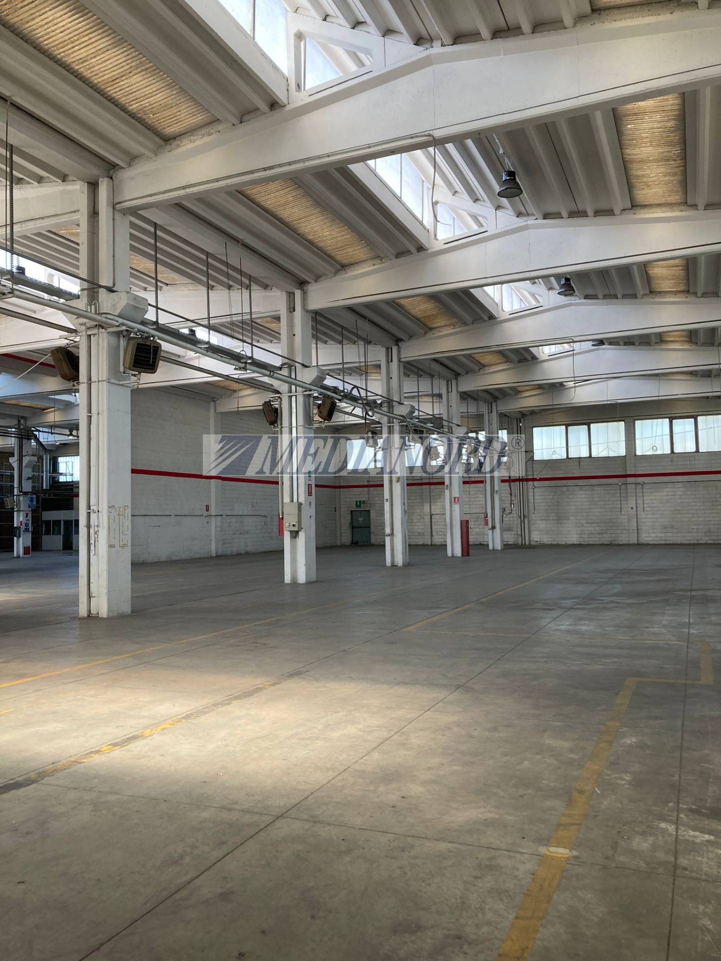Capannone Industriale in Affitto - Foto 2