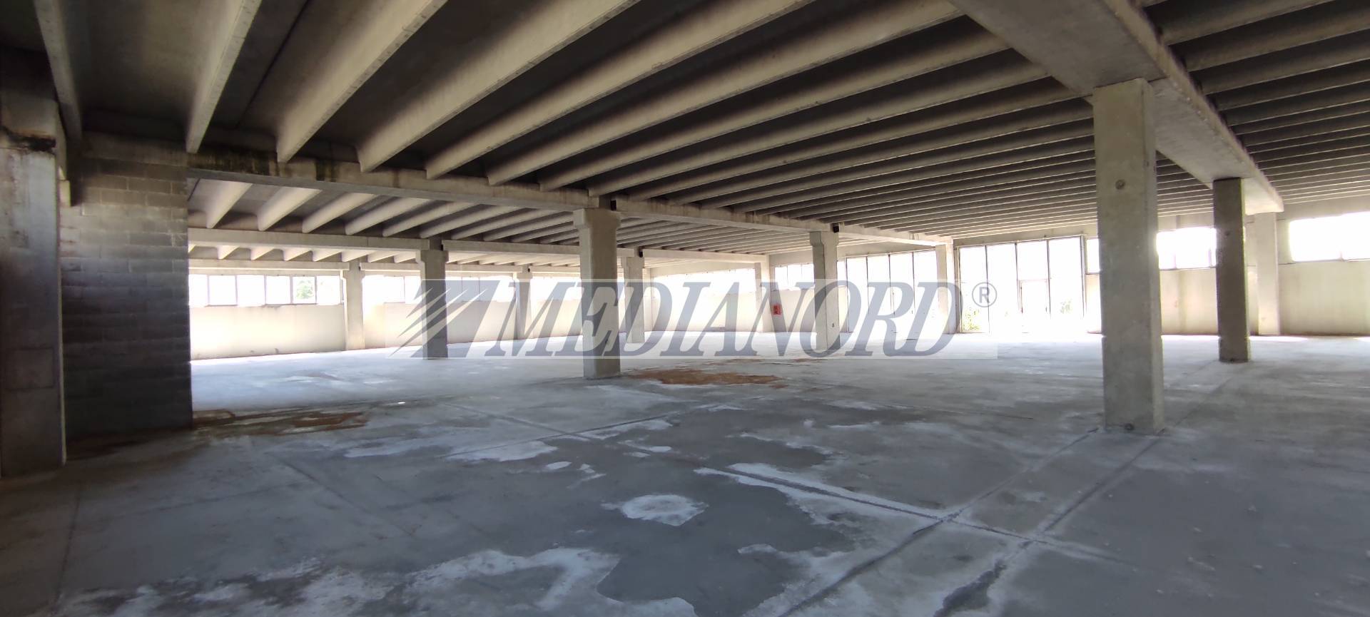 Capannone Industriale in Affitto - Foto 6