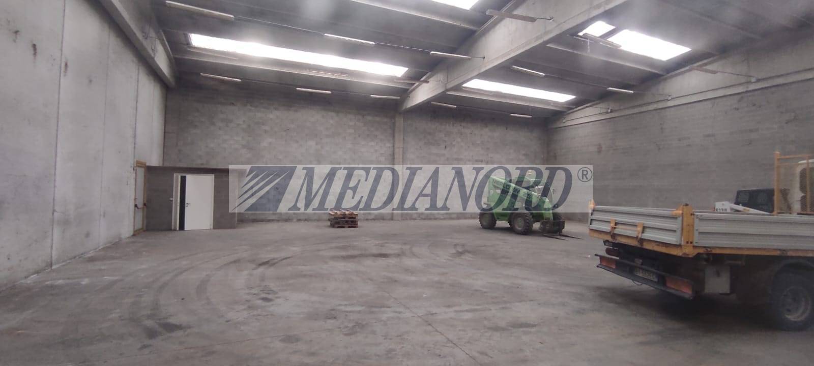 Capannone Industriale in Affitto - Foto 2