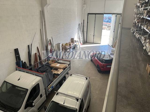 Capannone Industriale in Vendita - Foto 2