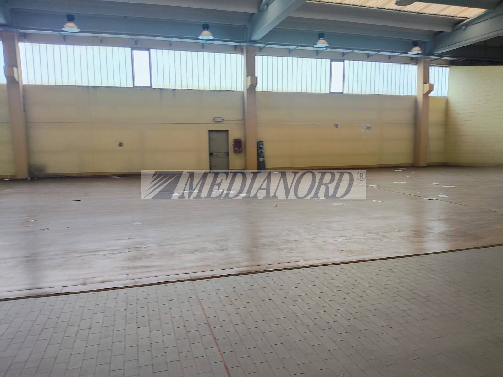 Capannone Commerciale in Vendita - Foto 5