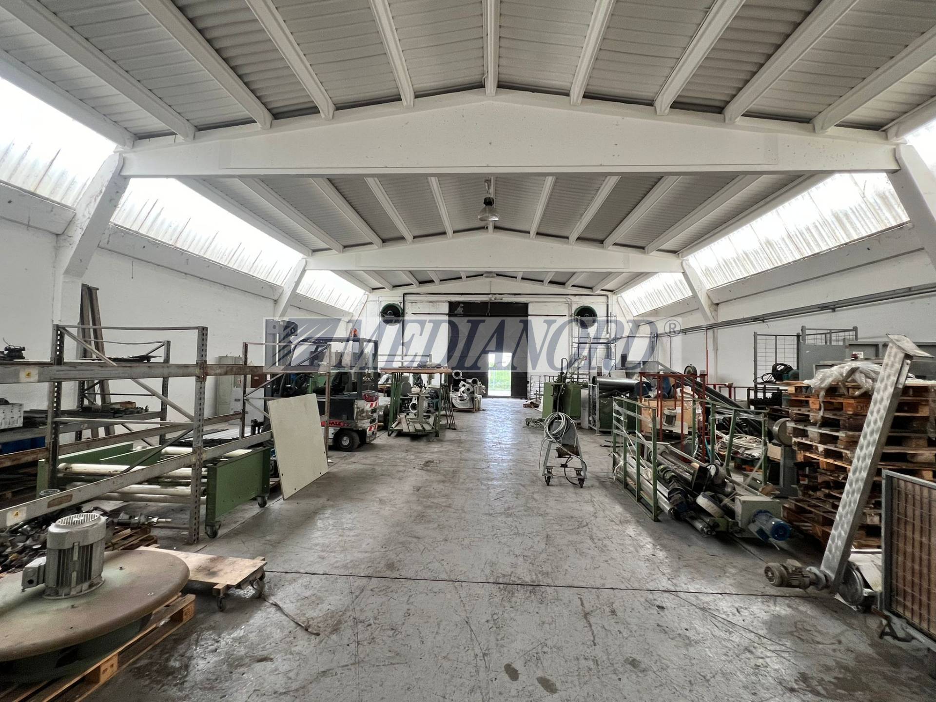 Capannone Industriale in Vendita - Foto 2