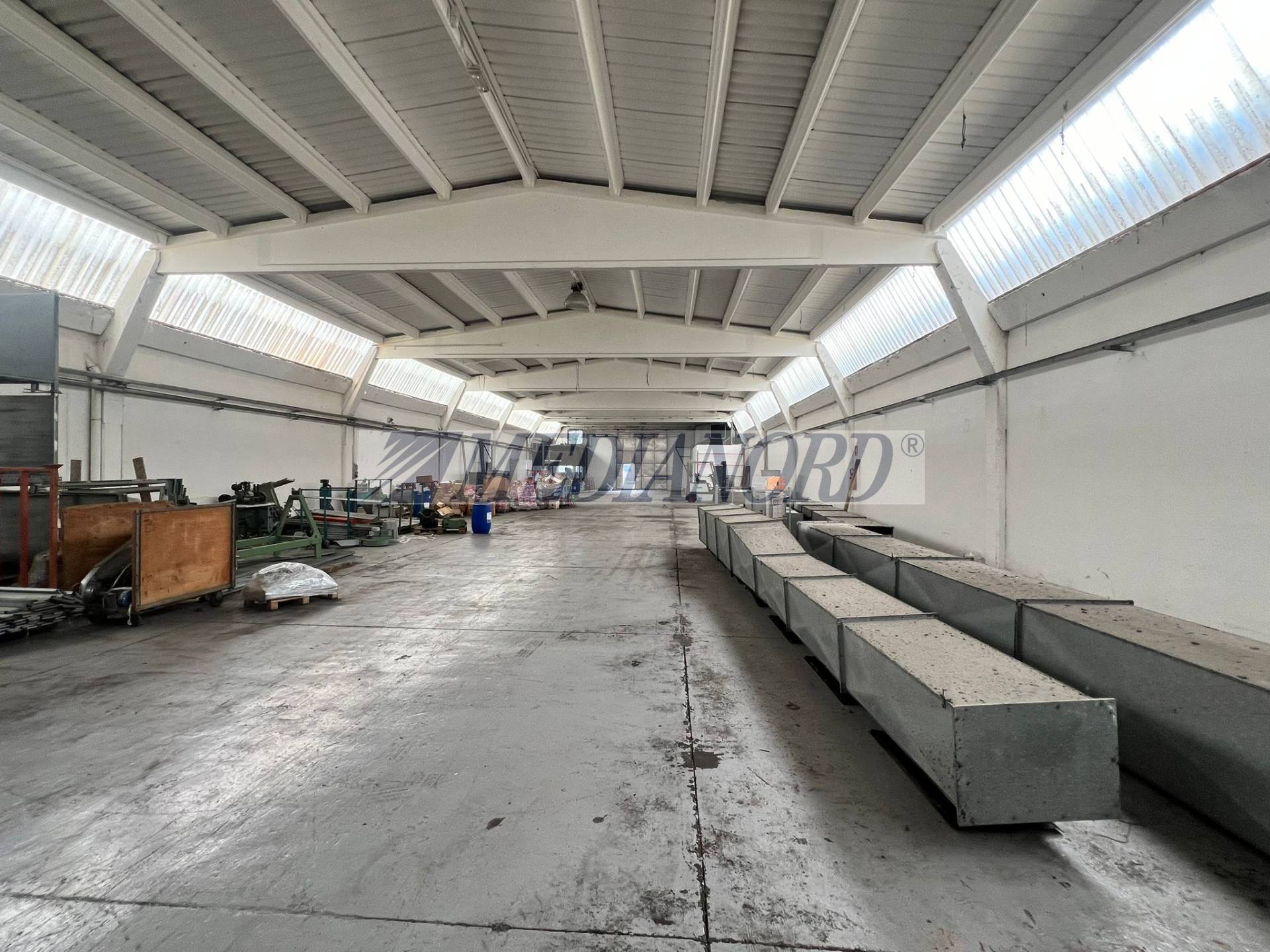 Capannone Industriale in Vendita - Foto 4