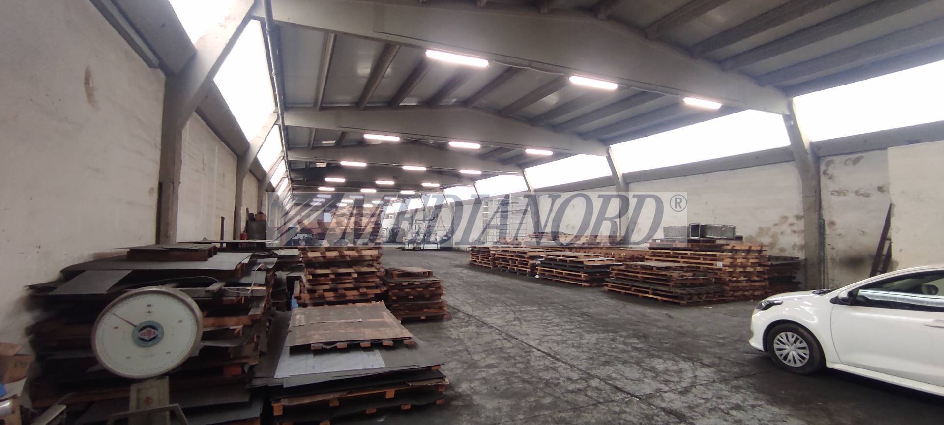 Capannone Industriale in Vendita - Foto 2
