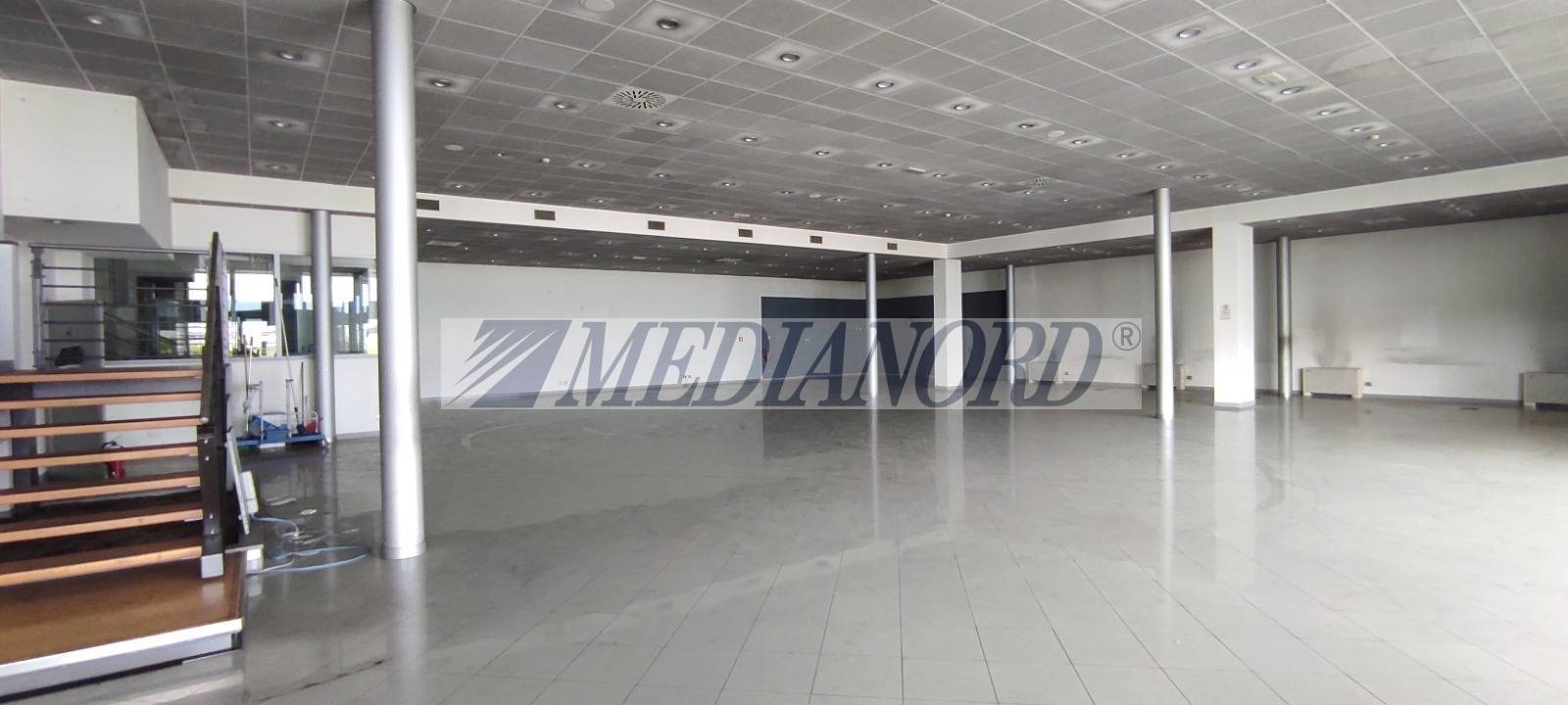 Capannone Commerciale in Vendita - Foto 19