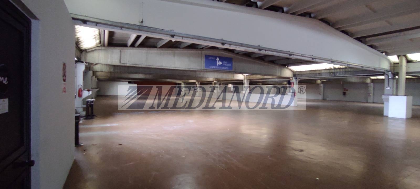 Capannone Commerciale in Vendita - Foto 25