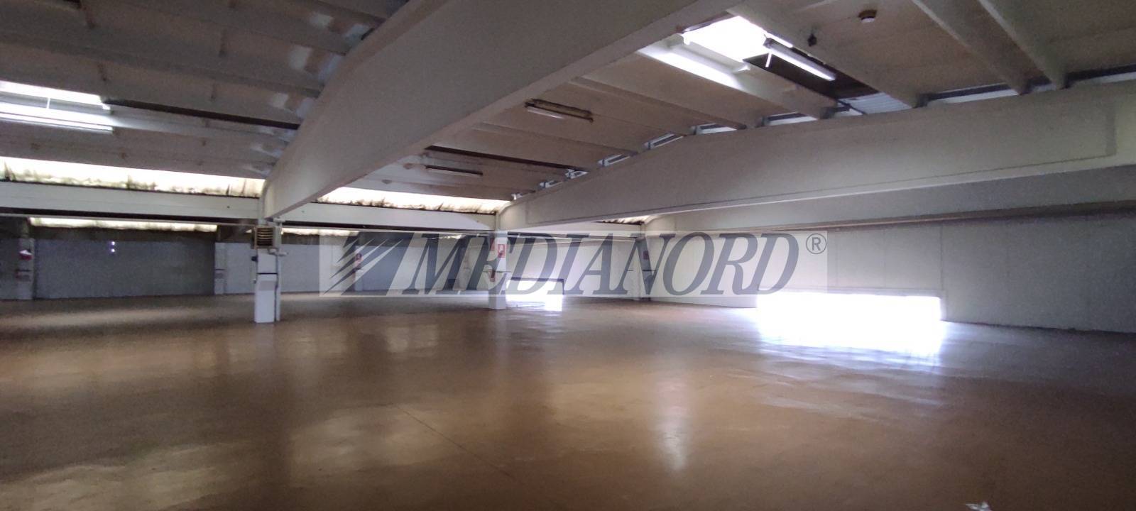 Capannone Commerciale in Vendita - Foto 26