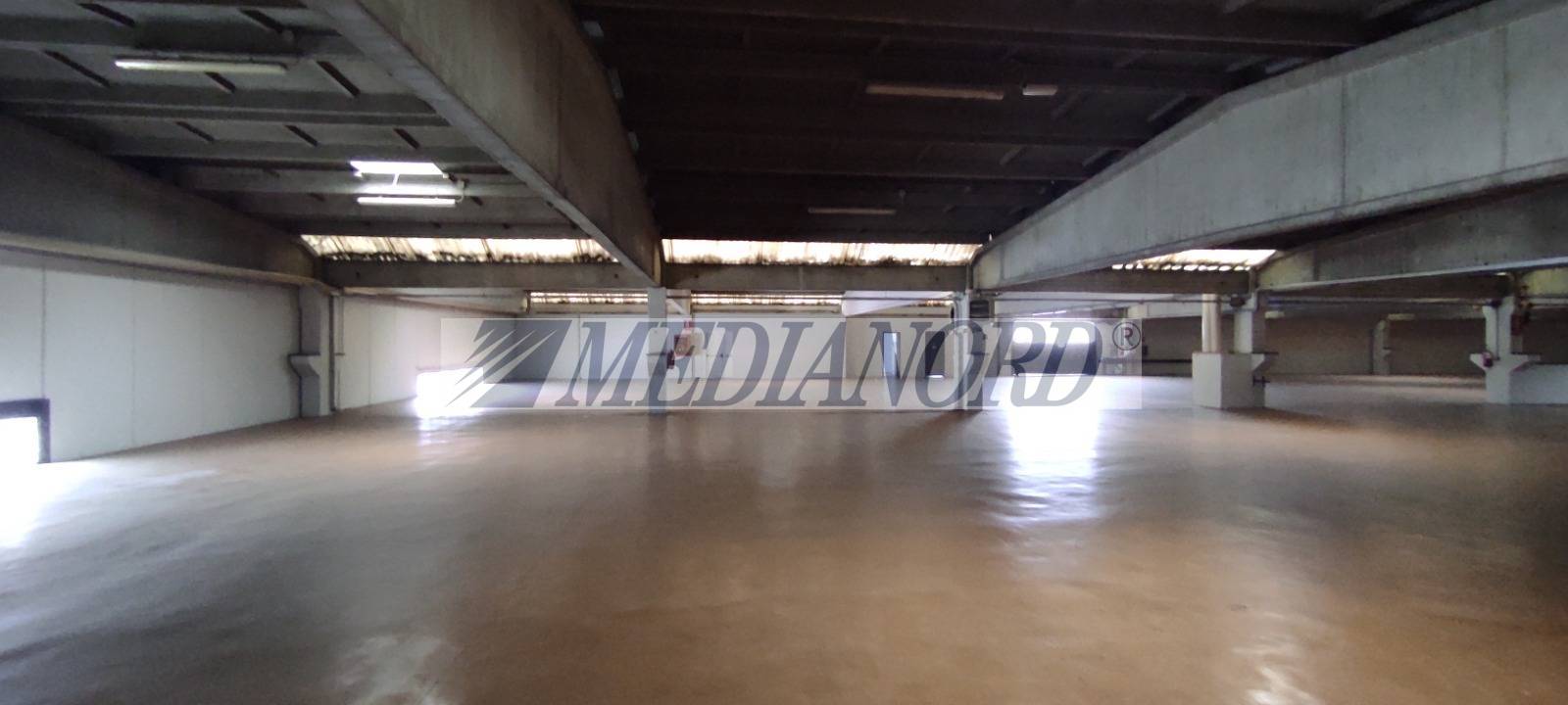 Capannone Commerciale in Vendita - Foto 30