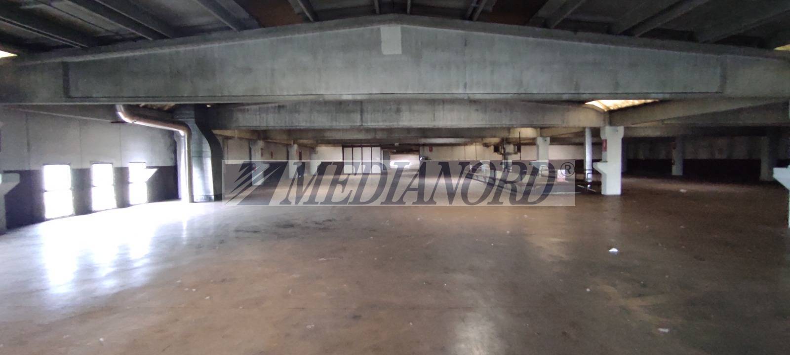 Capannone Commerciale in Affitto - Foto 29