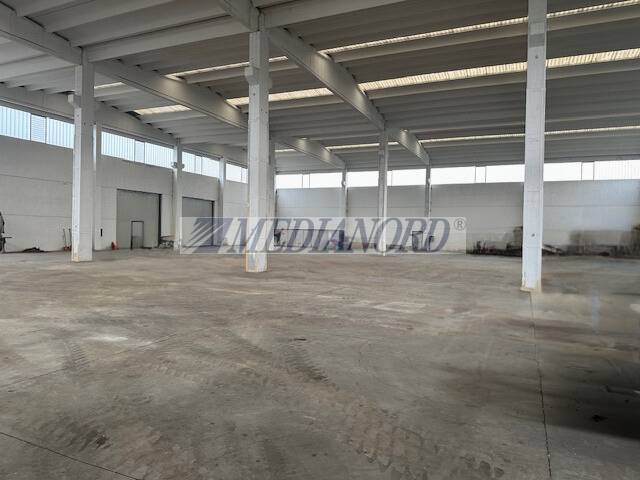 Capannone Industriale in Affitto - Foto 2