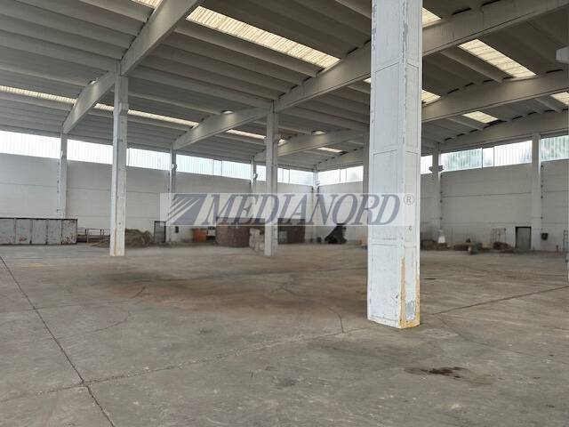 Capannone Industriale in Affitto - Foto 8