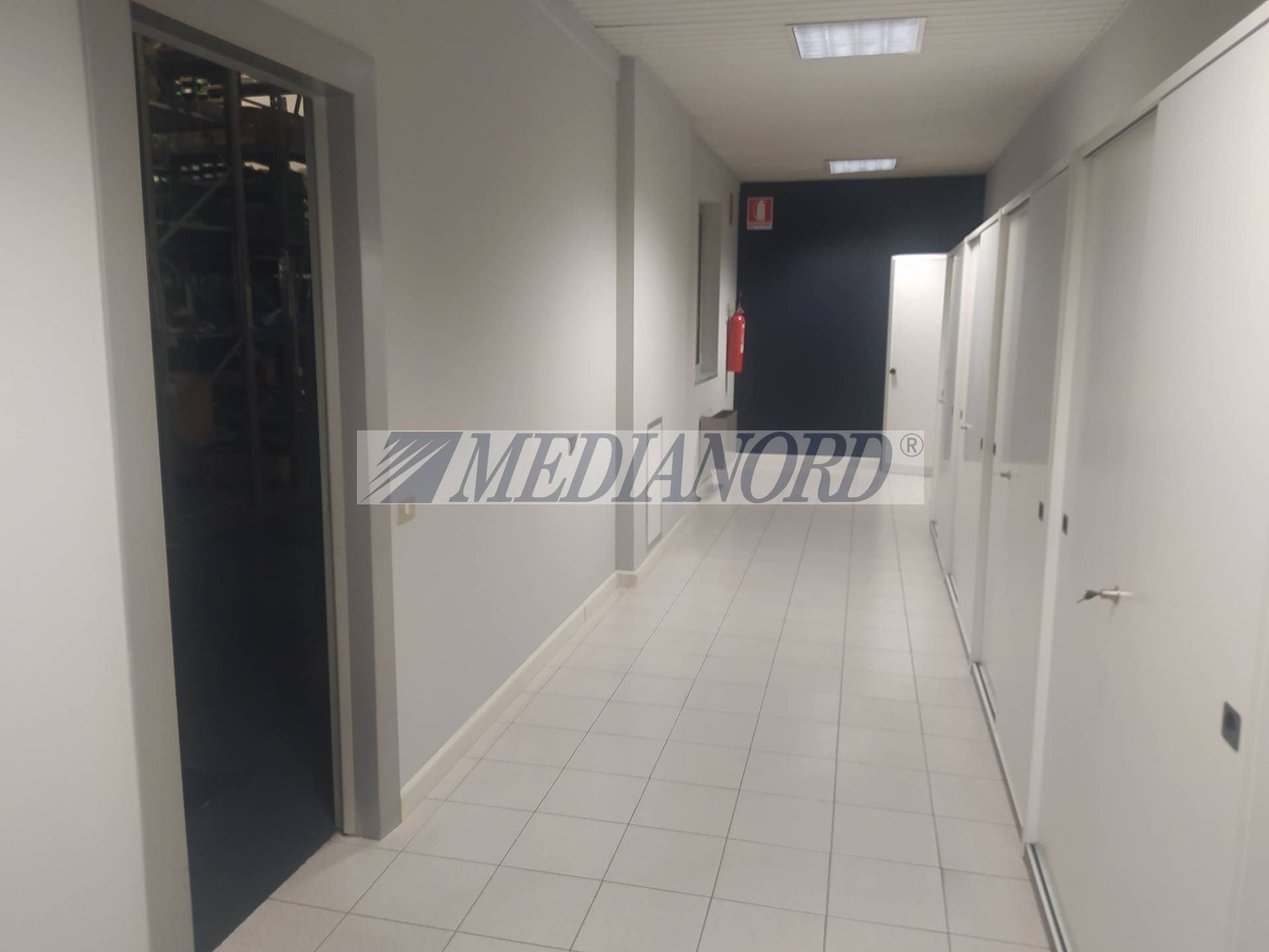 Capannone Industriale in Affitto - Foto 10