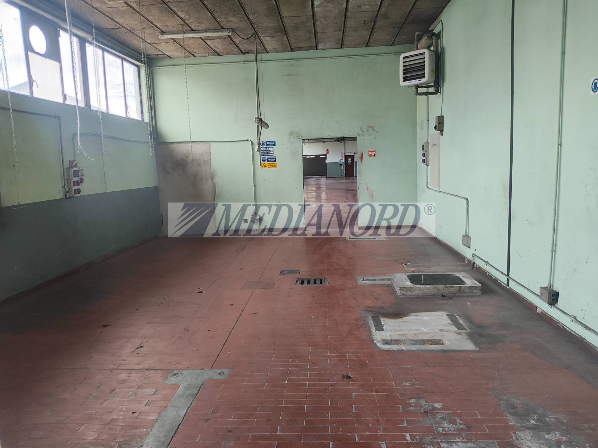 Capannone Industriale in Affitto - Foto 4