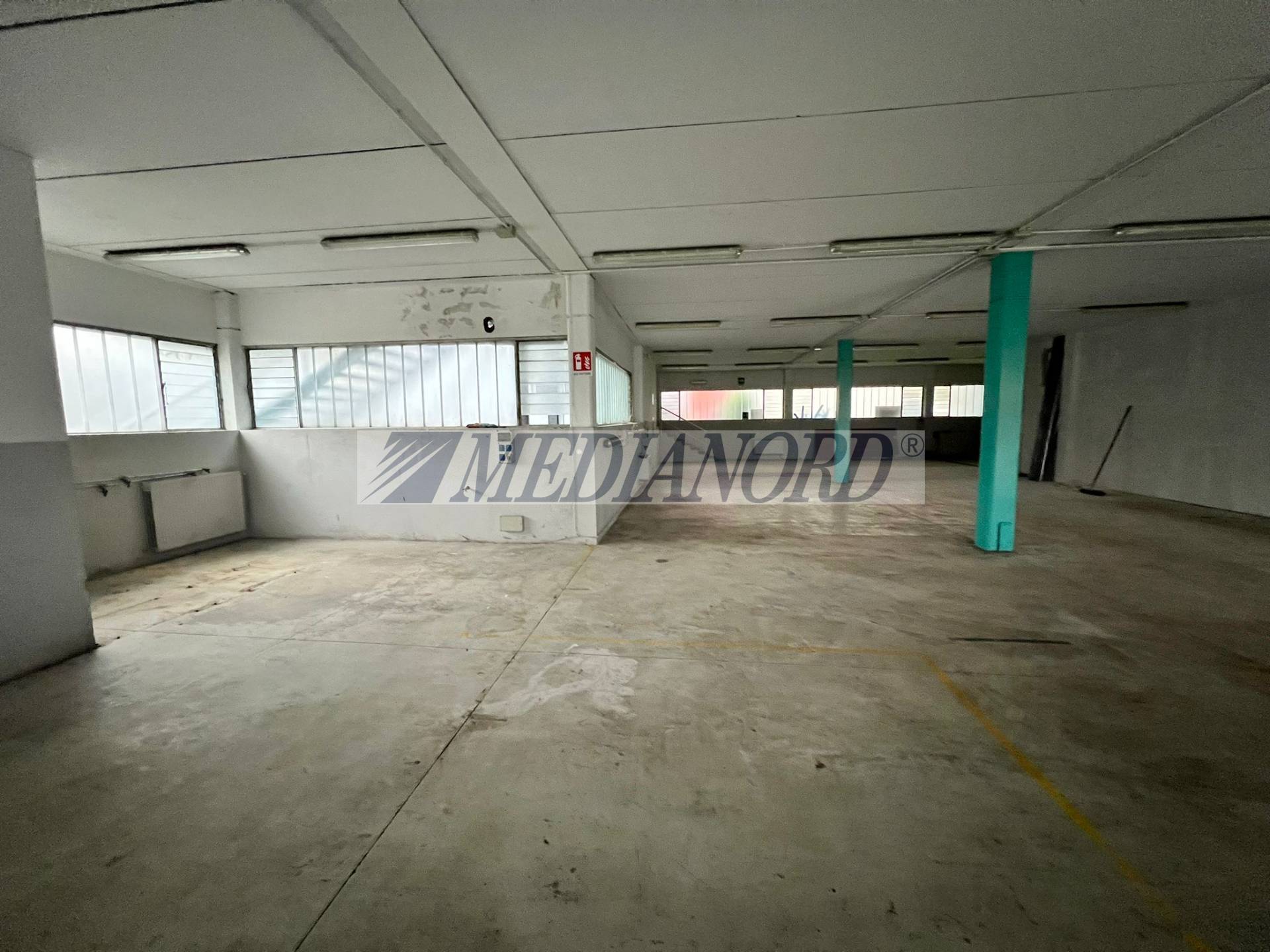 Capannone Industriale in Affitto - Foto 2