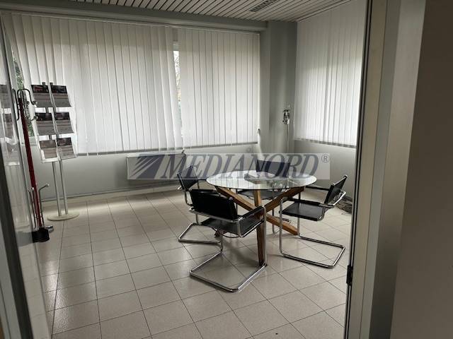 Capannone Industriale in Affitto - Foto 9