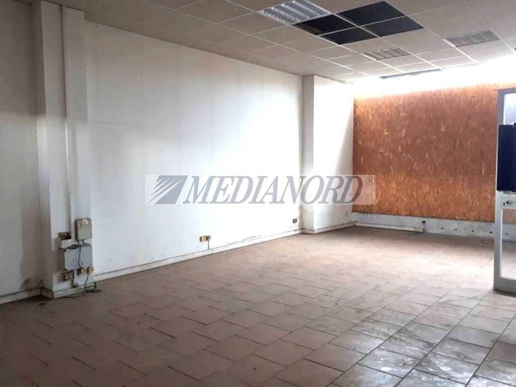 Negozio - Locale Commerciale in Vendita - Foto 4