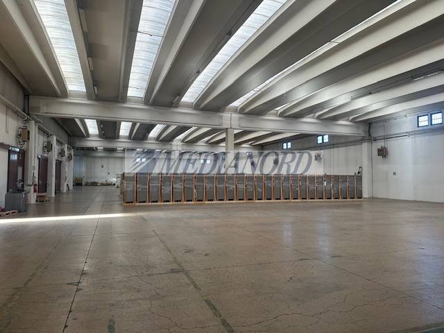 Capannone Industriale in Affitto - Foto 2