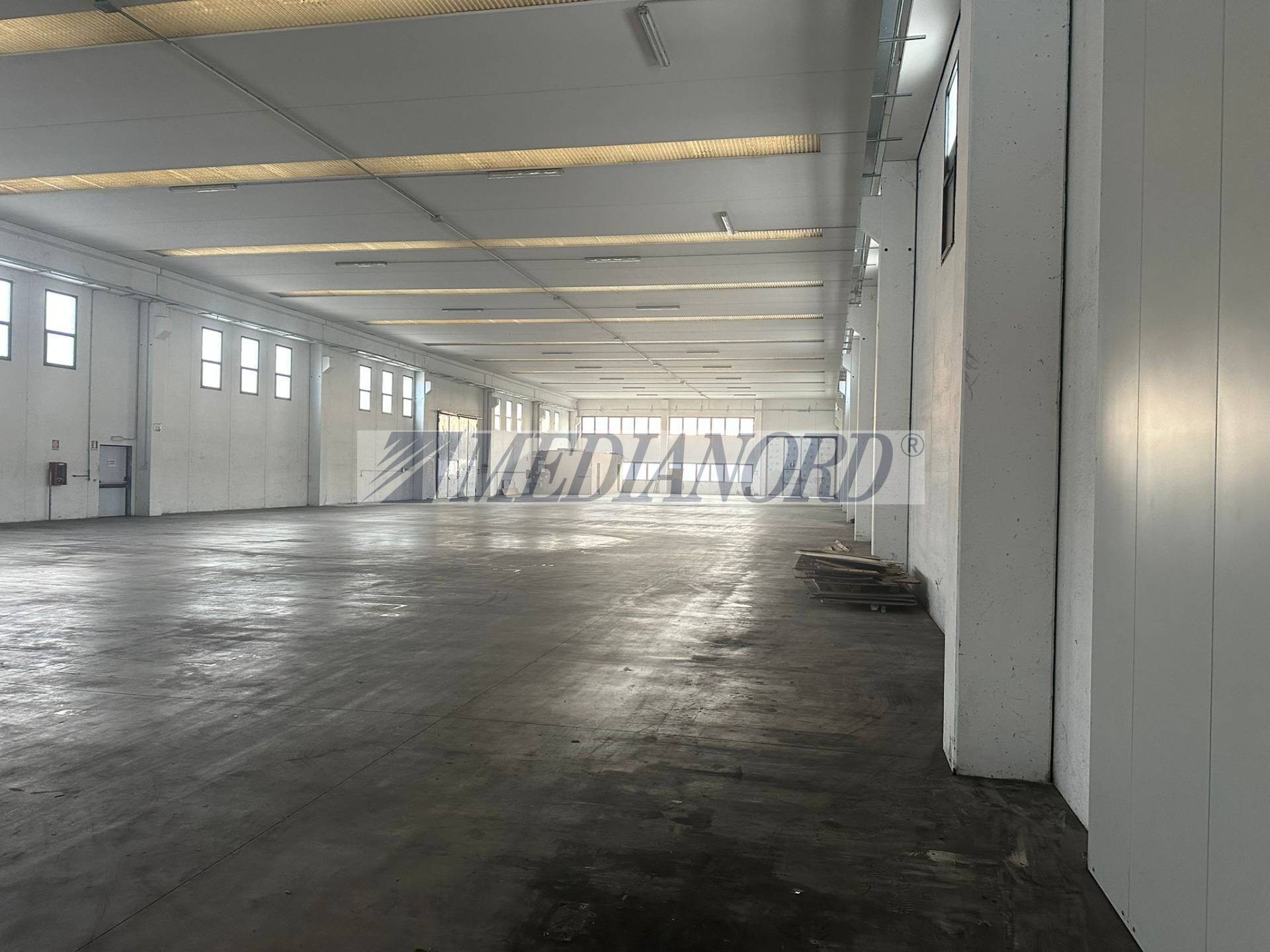 Capannone Industriale in Affitto - Foto 2