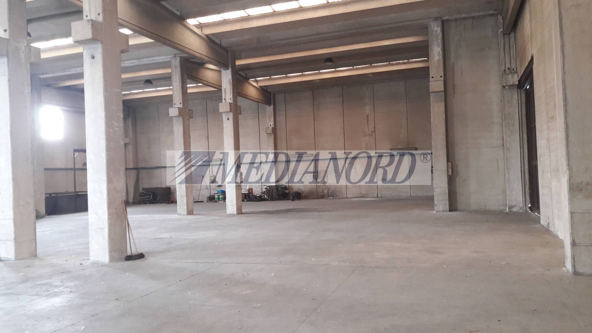 Capannone Industriale in Vendita - Foto 4