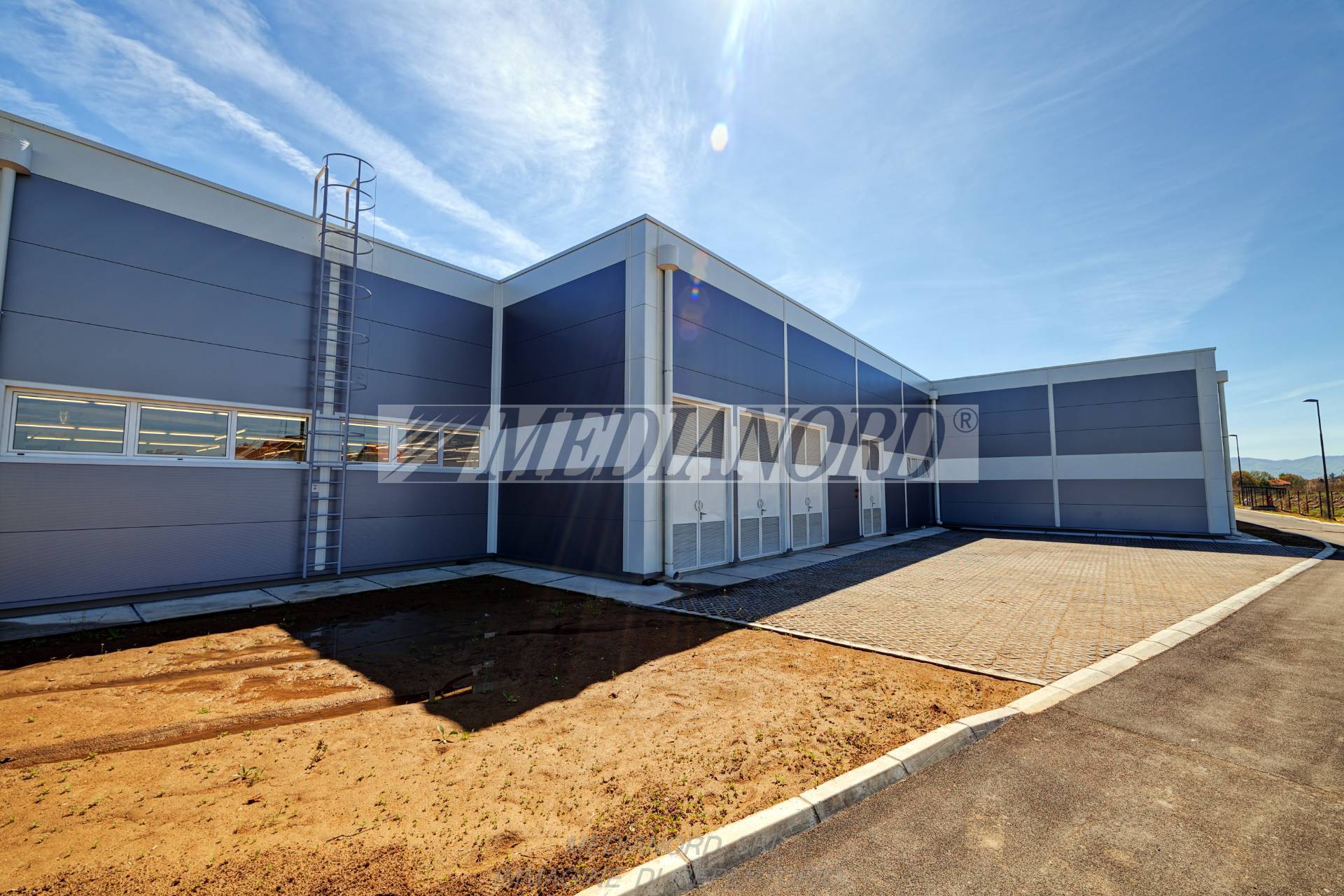 Capannone Industriale in Affitto - Foto 2
