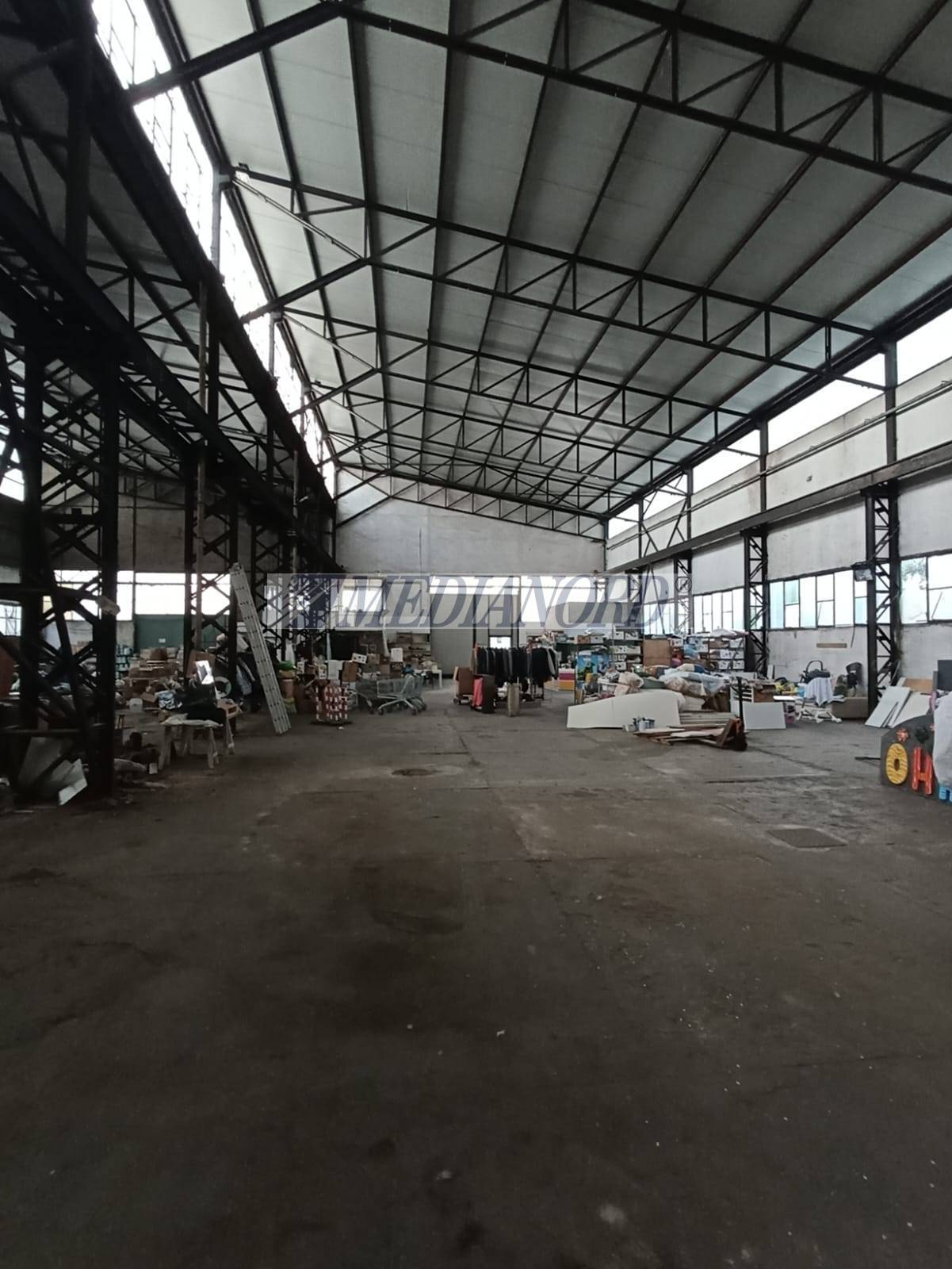 Capannone Industriale in Vendita - Foto 4