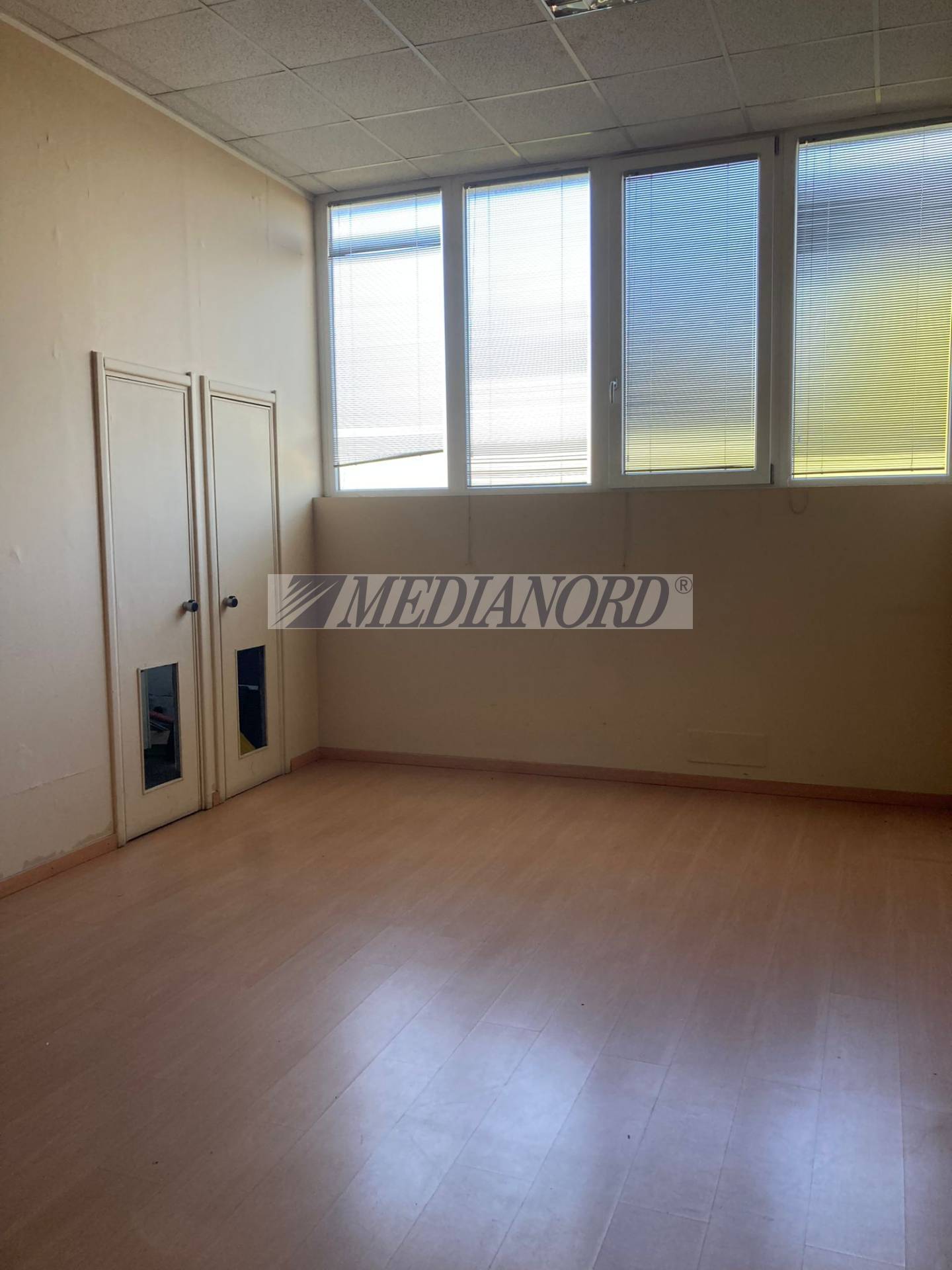Capannone Industriale in Affitto - Foto 2