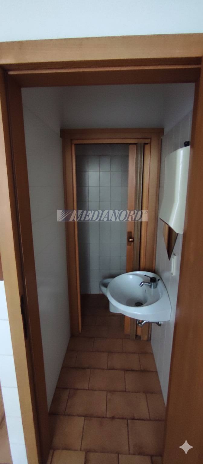 Negozio - Locale Commerciale in Affitto - Foto 7