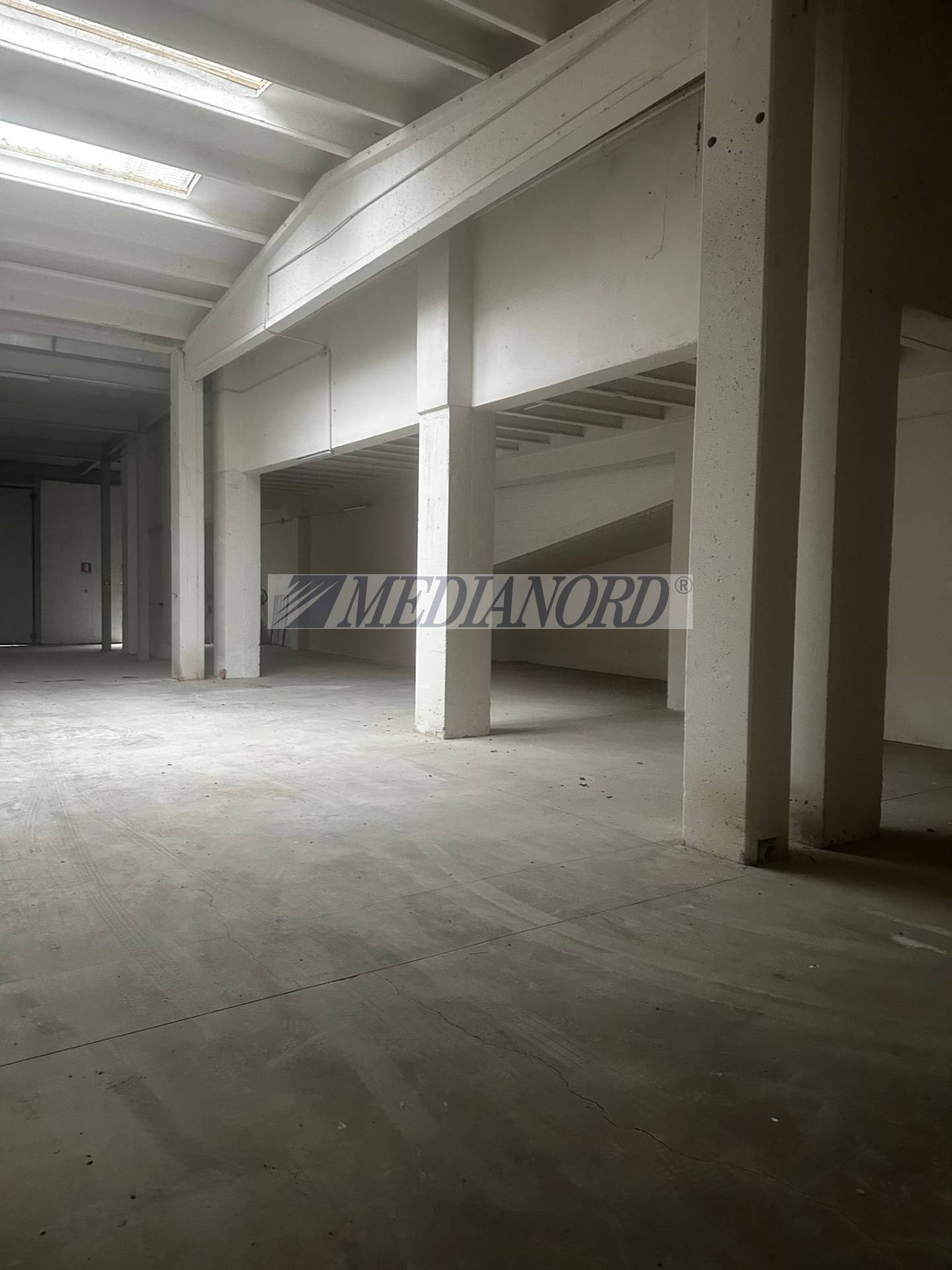 Capannone Industriale in Vendita - Foto 2