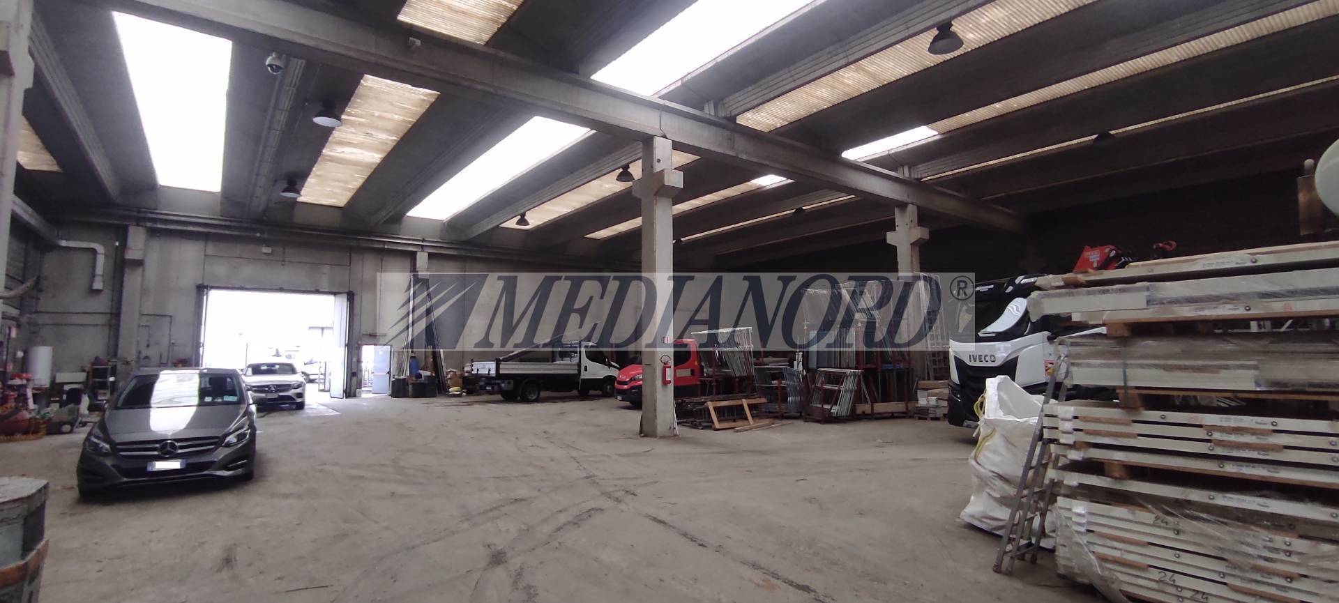 Capannone Industriale in Affitto - Foto 2