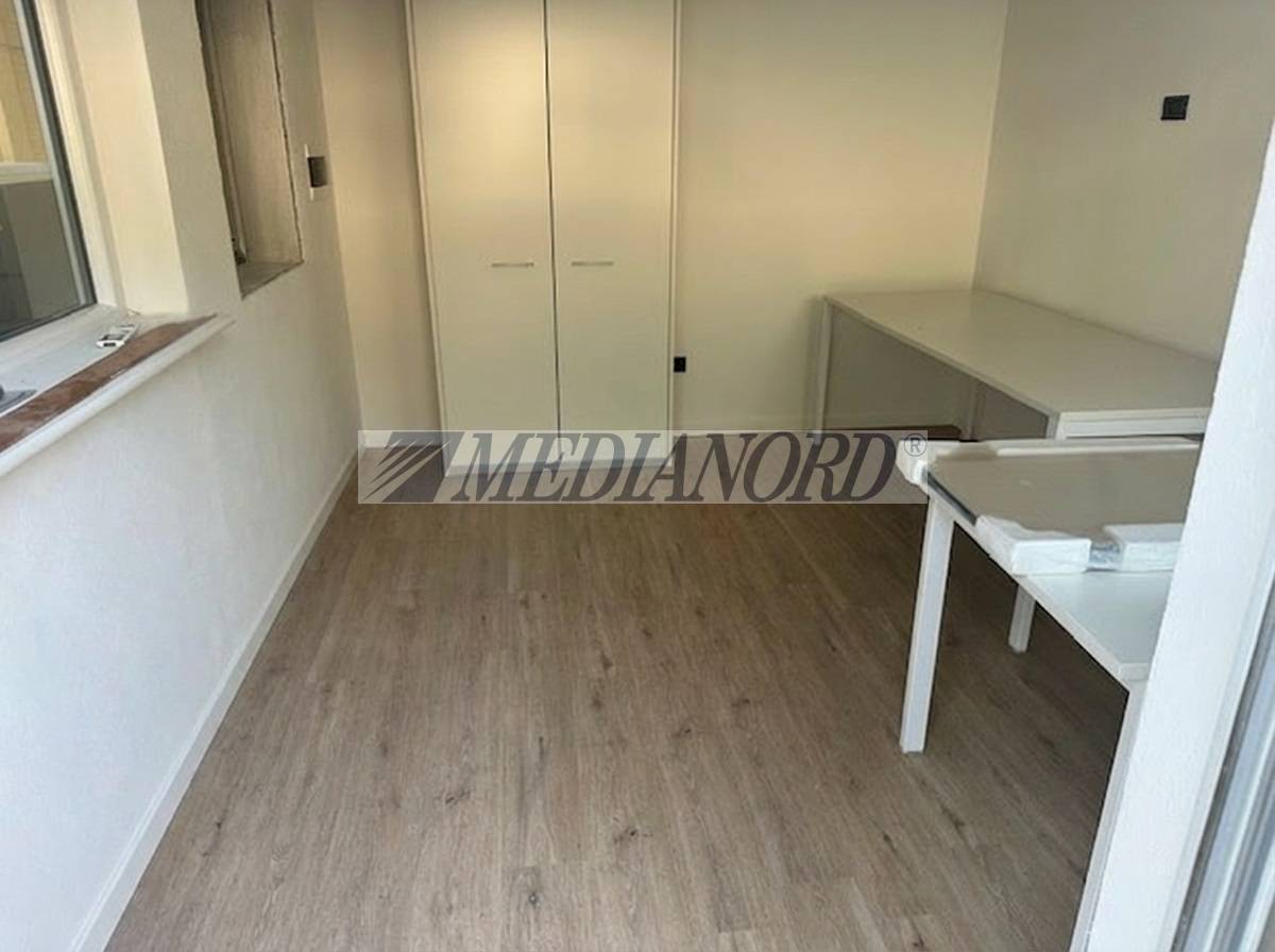 Capannone Industriale in Vendita - Foto 4