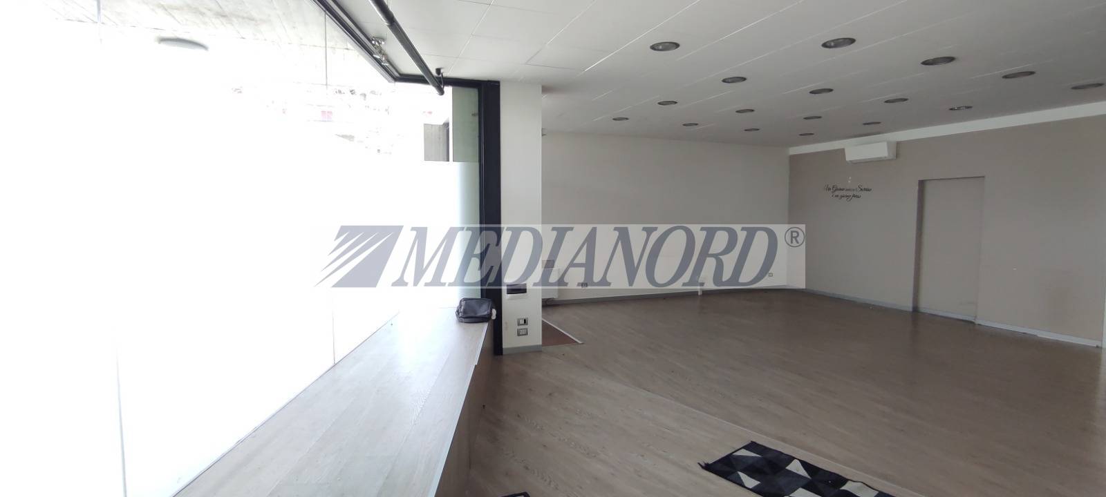 Negozio - Locale Commerciale in Affitto - Foto 5