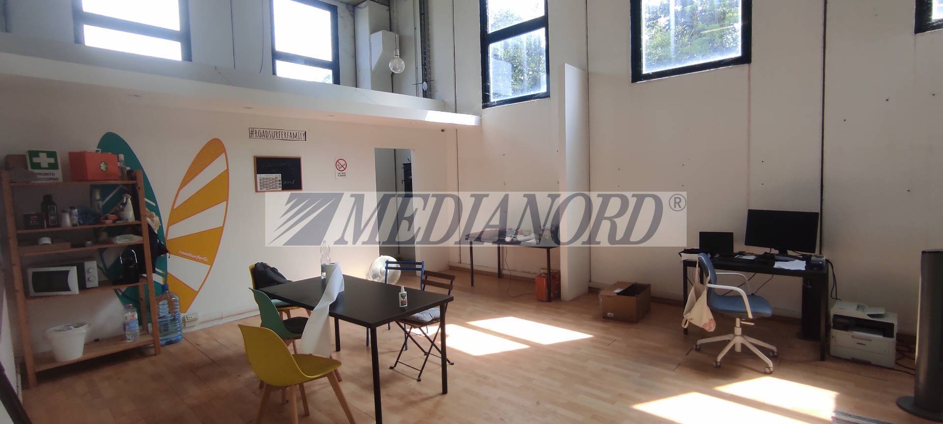 Capannone Industriale in Affitto - Foto 4