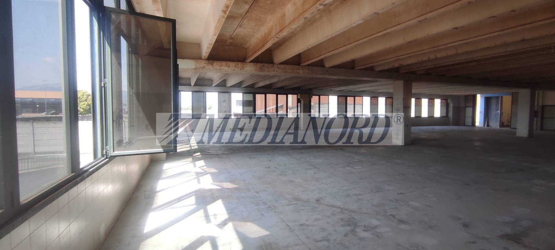 Capannone Industriale in Vendita - Foto 4