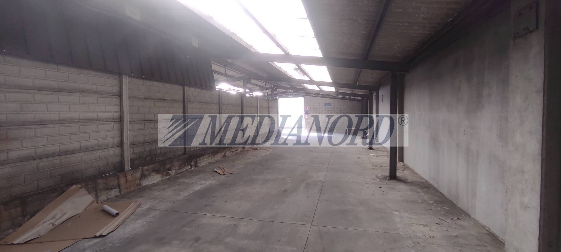 Capannone Industriale in Vendita - Foto 4