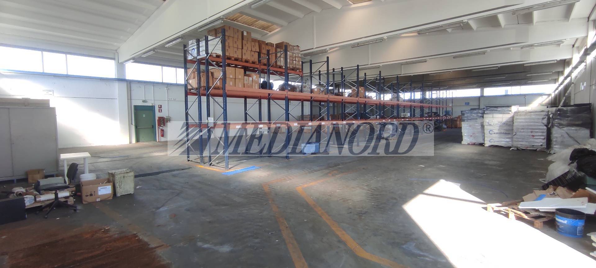 Capannone Industriale in Vendita - Foto 2