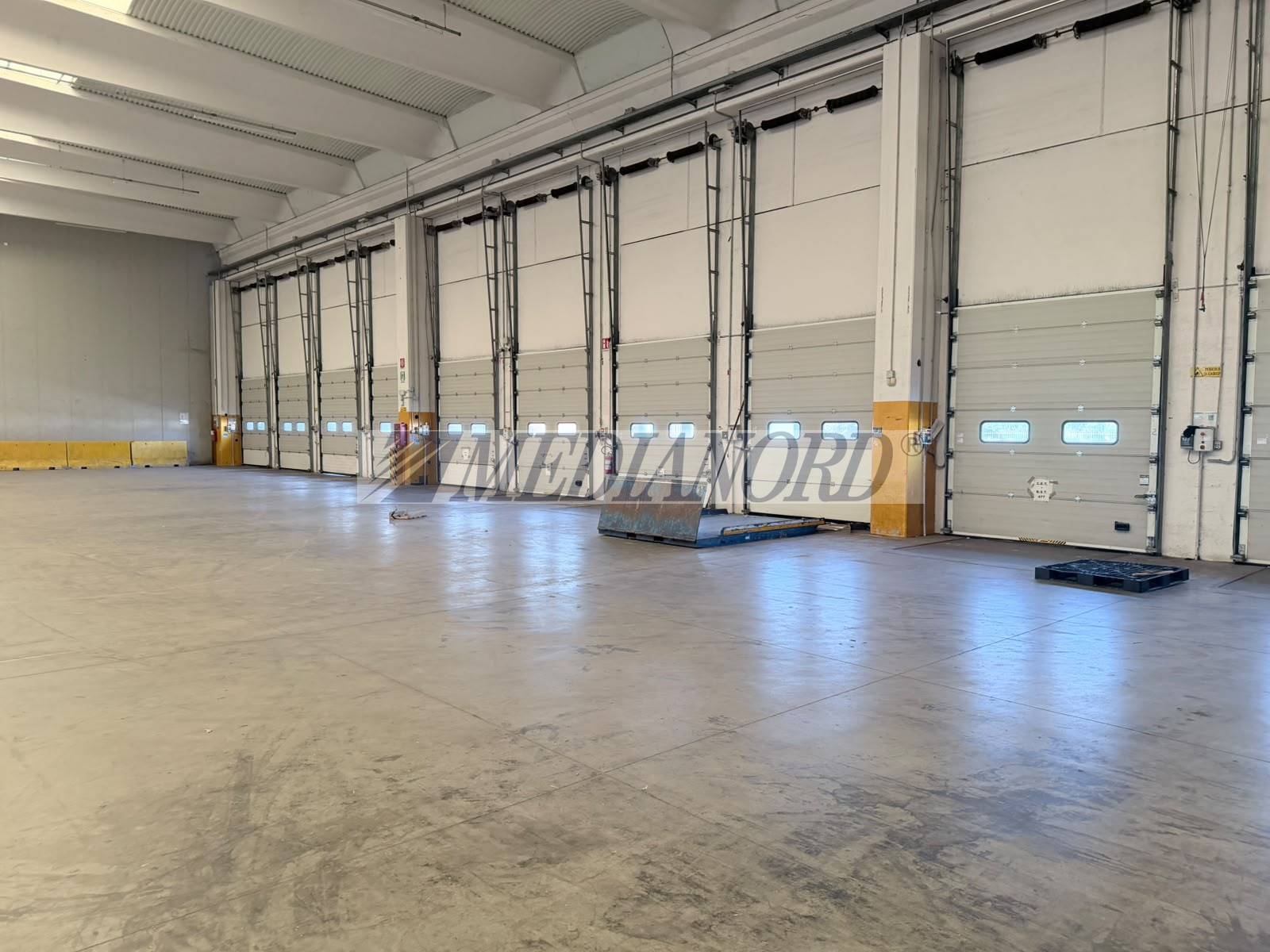 Capannone Industriale in Affitto - Foto 2