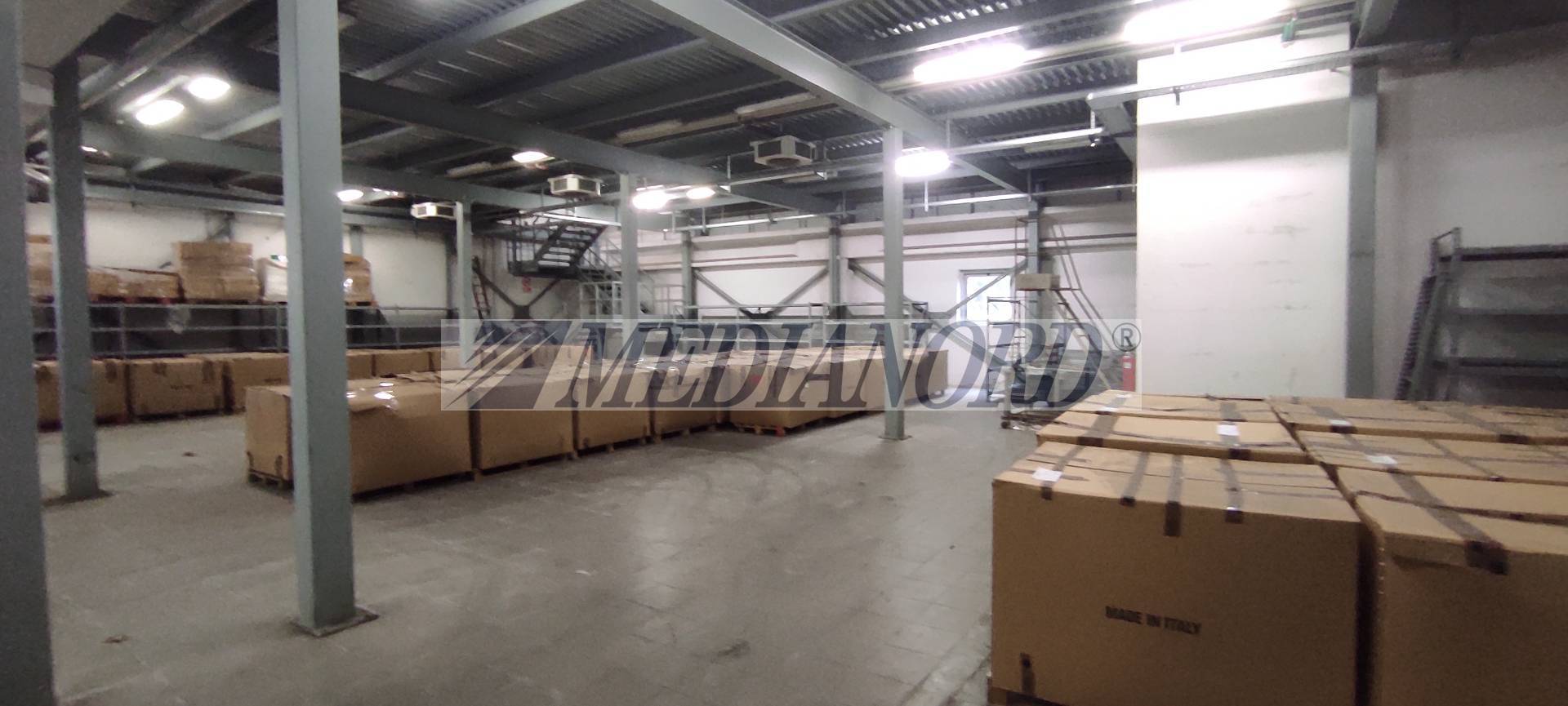 Capannone Industriale in Affitto - Foto 2