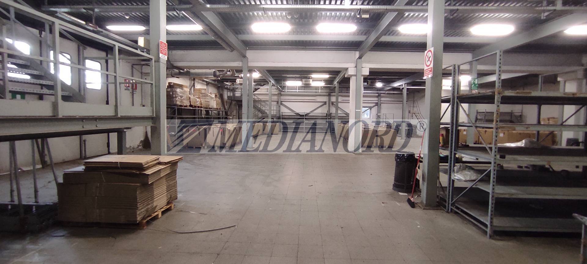 Capannone Industriale in Affitto - Foto 4