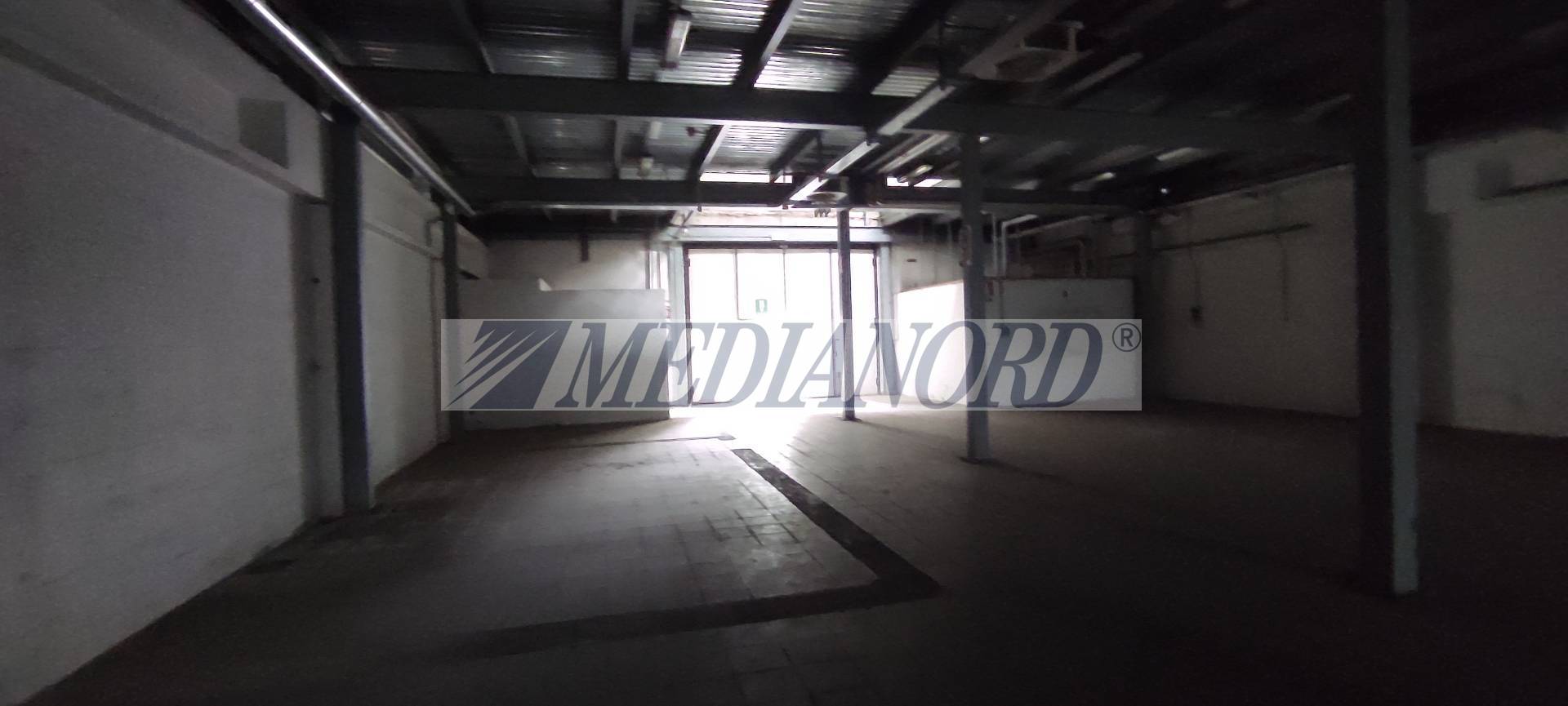 Capannone Industriale in Affitto - Foto 10
