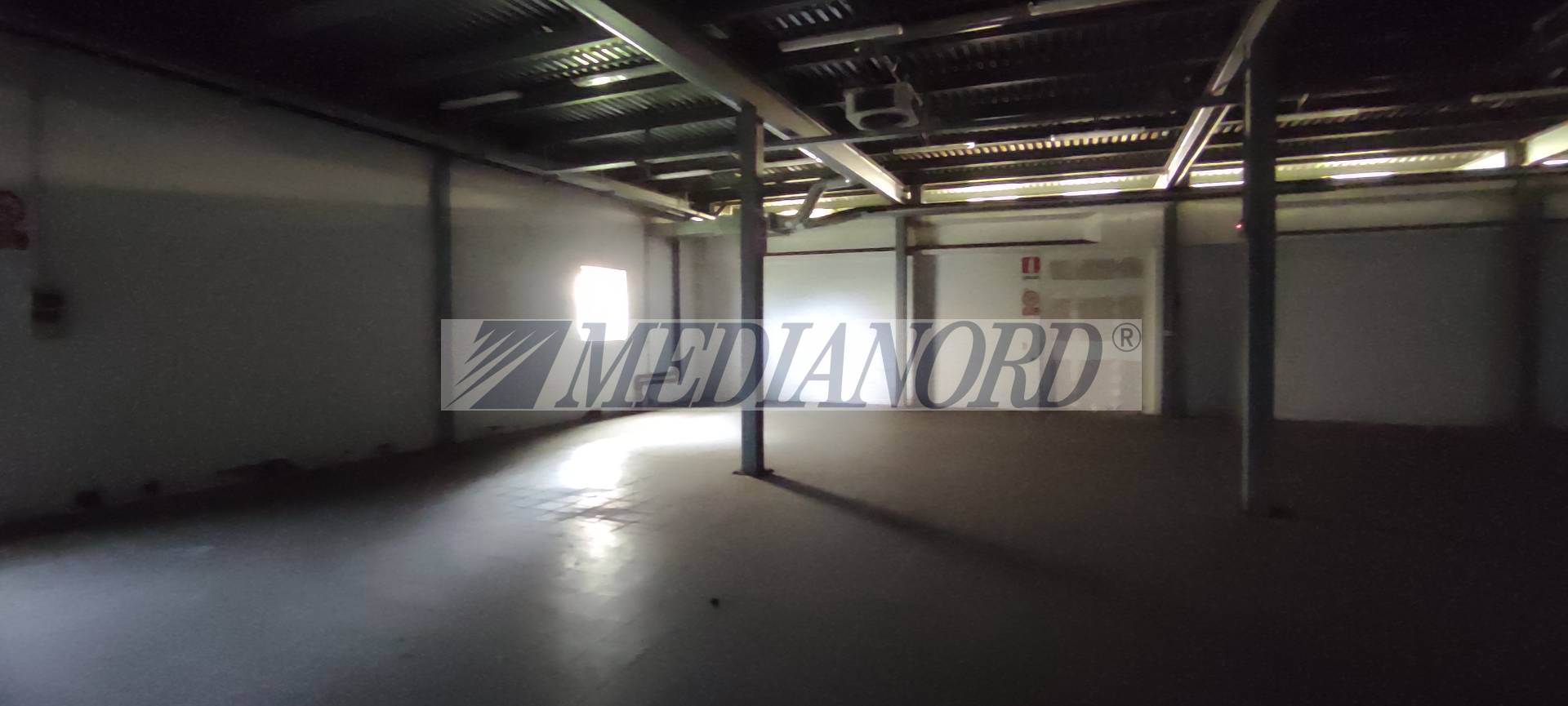 Capannone Industriale in Vendita - Foto 8