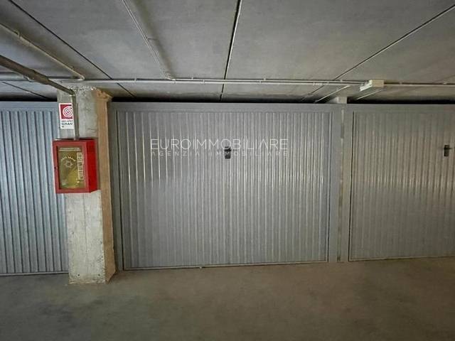 Garage/Box/Posto auto in vendita a Jesolo (VE)