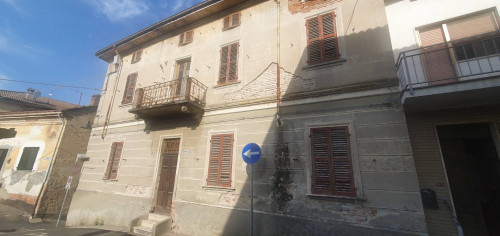 Casa indipendente in vendita a Pietra Marazzi (AL)